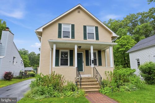 17 Berrien Ave, West Windsor, NJ, 08550-1301 | Card Image
