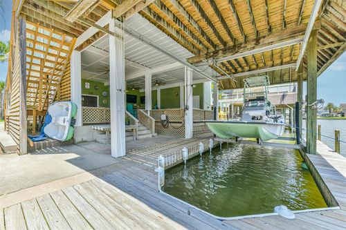 1823 Tiki Dr, Galveston, TX, 77554-8136 | Card Image