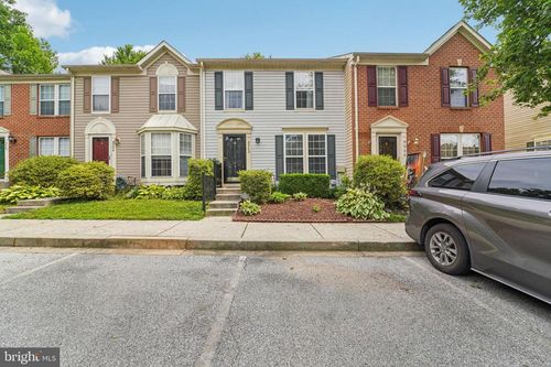 9542 Oakhurst Dr, Columbia, MD, 21046-2700 | Card Image