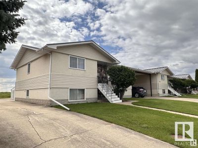 9811 99 St, Home with 0 bedrooms, 0 bathrooms and 10 parking in Westlock AB | Image 3