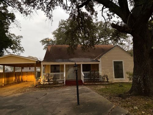 3150 Roberts St, Beaumont, TX, 77701-6534 | Card Image