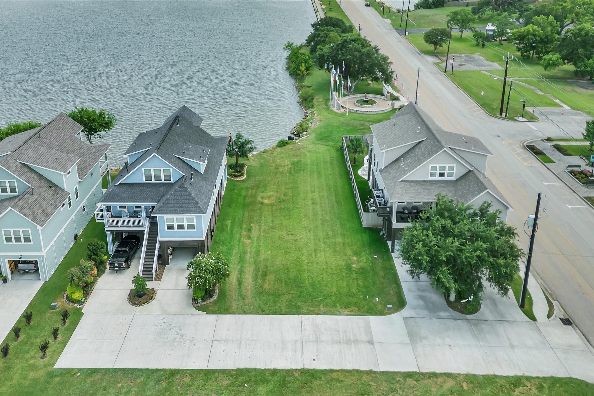 Land in Seabrook 3