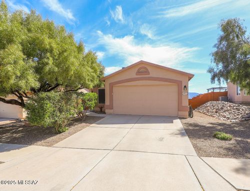 4217 S Goodall Pl, Tucson, AZ, 85730-5762 | Card Image