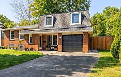 483 Caesar Ave, House other with 3 bedrooms, 2 bathrooms and 4 parking in Oakville ON | Image 3