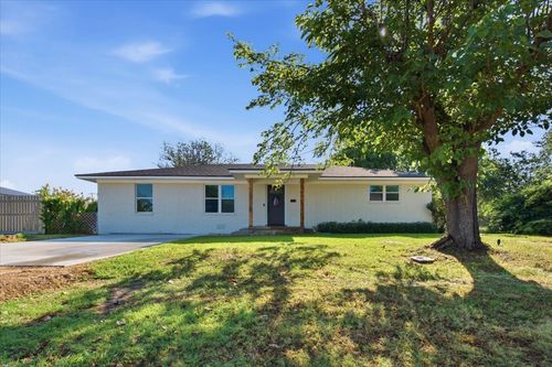 507 S Colorado St, Whitney, TX, 76692-2822 | Card Image