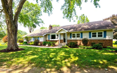 934 Muriel Peterson Dr, Duanesburg, NY, 12056-4209 | Card Image