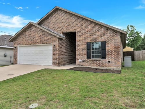 2107 Hemphill St, Greenville, TX, 75401-4702 | Card Image