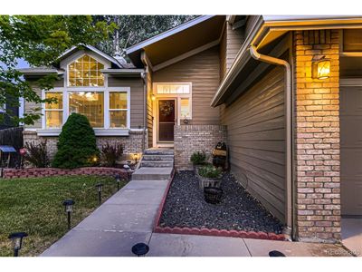 6582 S Taft Way, House other with 4 bedrooms, 3 bathrooms and null parking in Littleton CO | Image 3