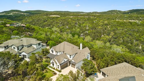 7212 Celebration Ct, Jonestown, TX, 78645-4686 | Card Image