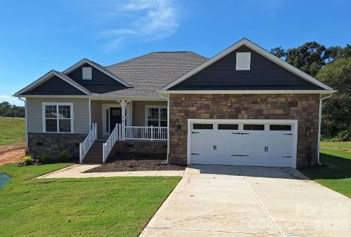 72-5143 Colchester Ct, Catawba, NC, 28609-8411 | Card Image