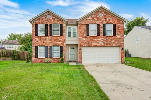 14314 Holly Berry Cir, Fishers, IN, 46038-7442 | Card Image