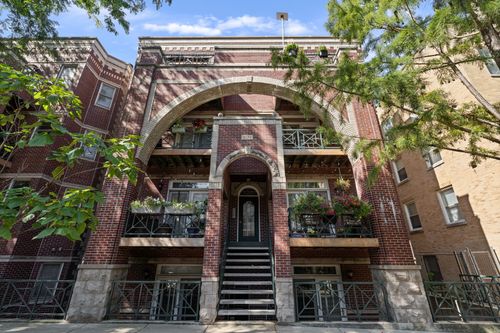 2n-4124 Kenmore Ave, Chicago, IL, 60613-5449 | Card Image