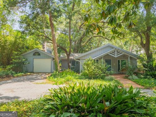 104 Redfern Dr, Saint Simons Is, GA, 31522-2030 | Card Image