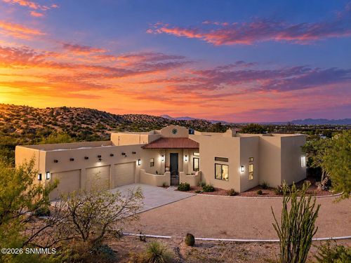 1810 Vista Sierra Ct, Las Cruces, NM, 88005-4653 | Card Image