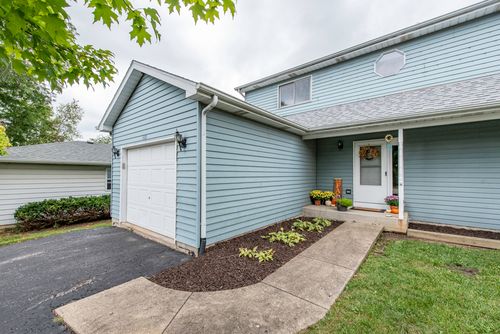 602 Anita Ave, Antioch, IL, 60002-1812 | Card Image