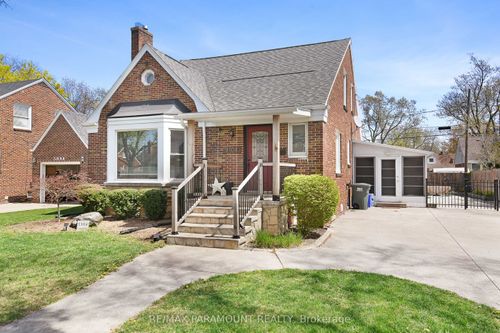 3104 Longfellow Ave, Windsor, ON, N9E2L5 | Card Image