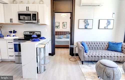 apt-3c-1005 N Charles St, BALTIMORE, MD, 21201-5495 | Card Image