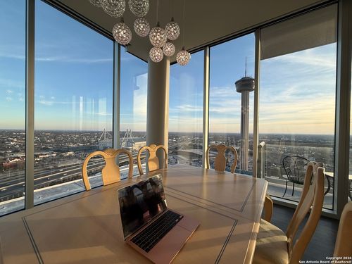 unit-2619-610 E Market St, San Antonio, TX, 78205-2663 | Card Image