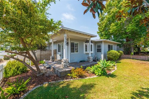 1701 Lake St, Huntington Beach, CA, 92648 | Card Image