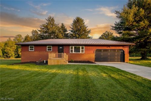 362 Jettie Ave Ne, East Canton, OH, 44730-2132 | Card Image
