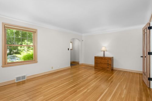 3333 24th Ave S, Minneapolis, MN, 55406-2403 | Card Image