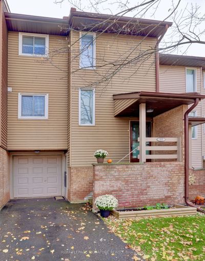 117 Lynden Cir, Condo with 3 bedrooms, 2 bathrooms and 2 parking in Georgetown ON | Image 1