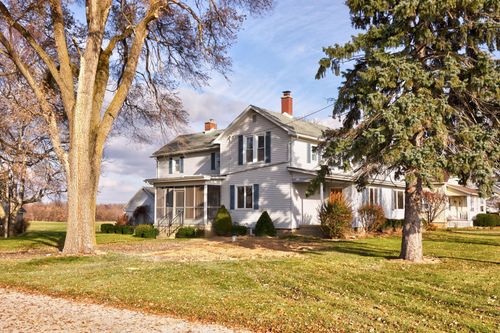 12895 E Curtis Rd, Frankenmuth, MI, 48734-9558 | Card Image