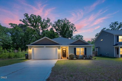 311 W 6th Ave, Raeford, NC, 28376-2141 | Card Image