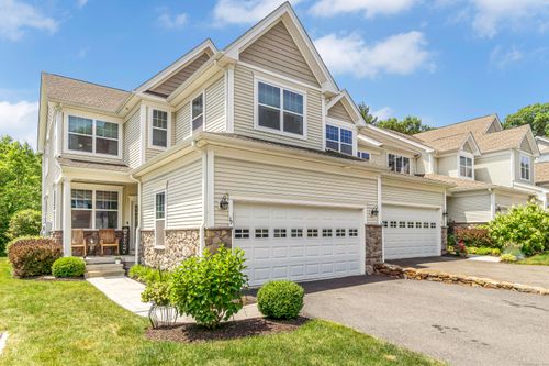 39-39 Ridgewood Dr, Middlebury, CT, 06762-2940 | Card Image