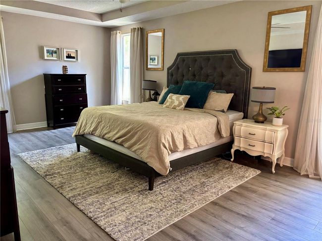 Master Bedroom | Image 22