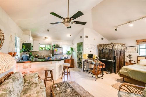 b-2400 Thornton Rd, Austin, TX, 78704-4908 | Card Image