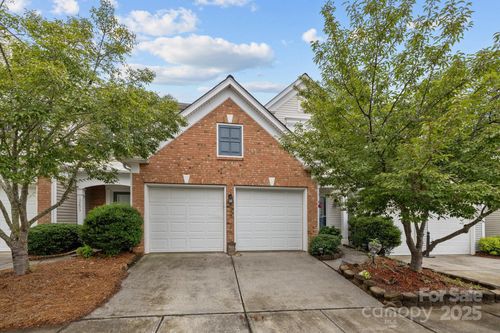 10207 Garmoyle St, Charlotte, NC, 28277-8709 | Card Image