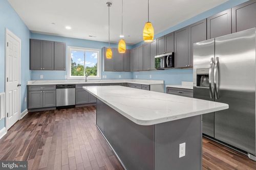 21733 Centennial Ln, ROCK HALL, MD, 21661-2117 | Card Image