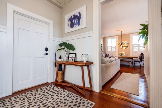 APT-4 - 173 Main St, Condo with 2 bedrooms, 1 bathrooms and 2 parking in East Greenwich RI | Image 7