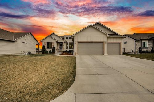 2604 Pebble, Andover, KS, 67002-7670 | Card Image