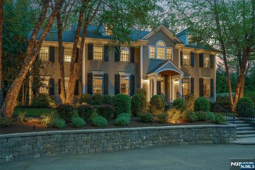 74 White Oak Ridge Rd, Short Hills, NJ, 07078-1818 | Card Image