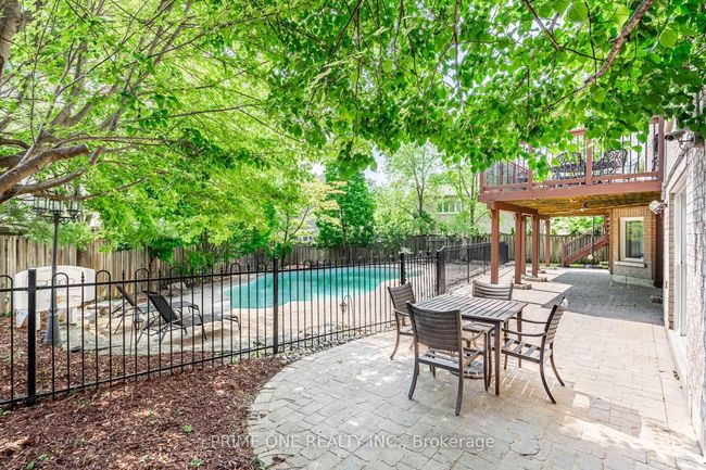 19 Ridgestone Dr, House other with 6 bedrooms, 5 bathrooms and 6 parking in Richmond Hill ON | Image 49