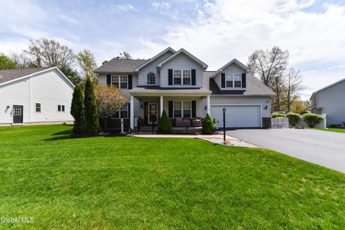 4 Springfield Dr, Mechanicville, NY, 12118-3040 | Card Image