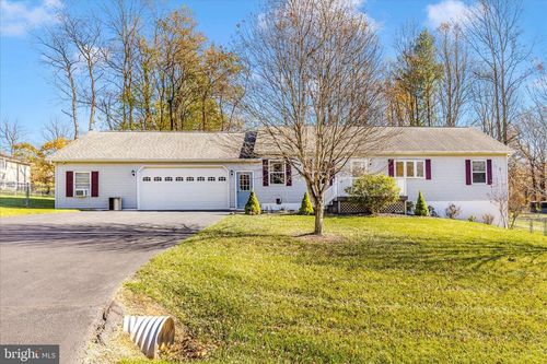 7 Colleen Trl, FAIRFIELD, PA, 17320-8031 | Card Image