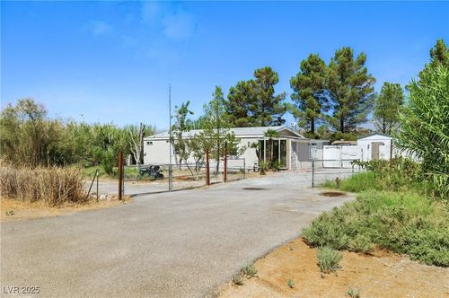 1950 W Horn Rd, Pahrump, NV, 89048-4578 | Card Image