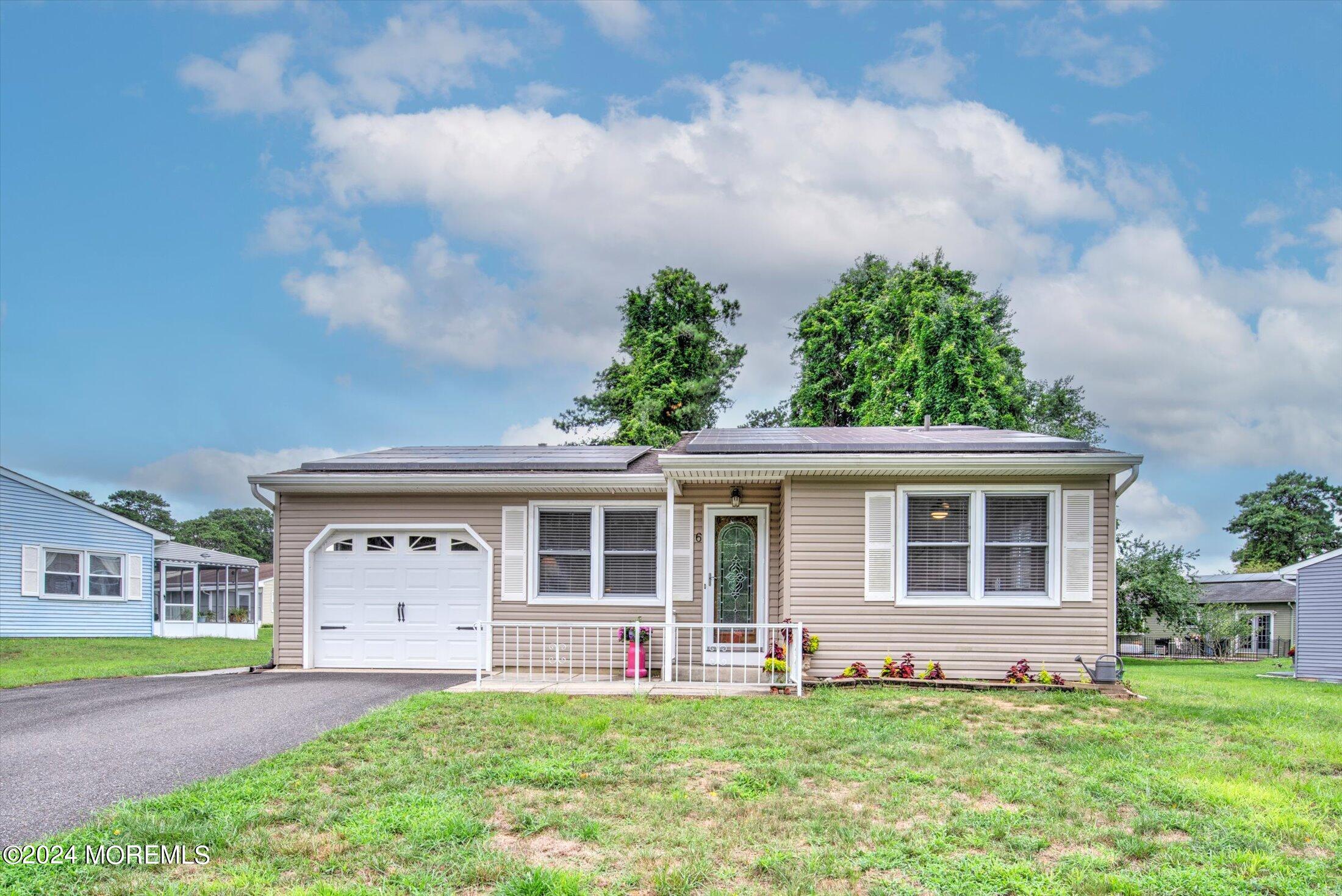 Central Ave, Whiting, NJ 08759