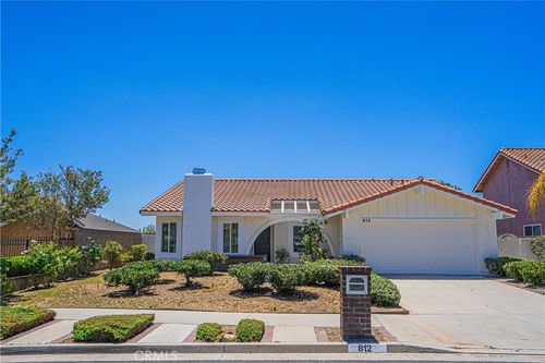812 San Juan Ln, Placentia, CA, 92870-6225 | Card Image