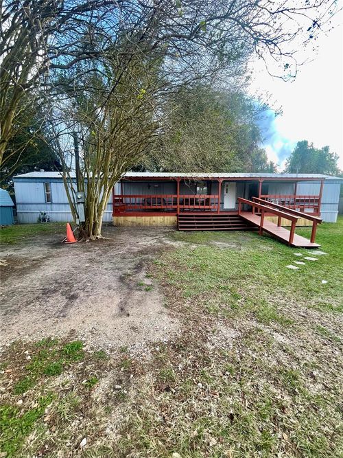 625 Golden Bend Dr, Highlands, TX, 77562-2674 | Card Image