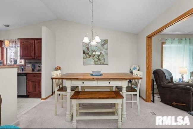 2521 W 63 Rd St, Condo with 3 bedrooms, 3 bathrooms and null parking in Davenport IA | Image 5