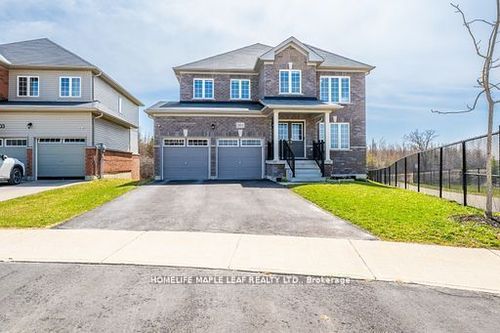 301 Moody St, Dundalk, ON, N0C1B0 | Card Image