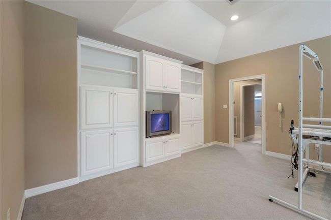 Another view of the large gameroom upstairs | Image 37