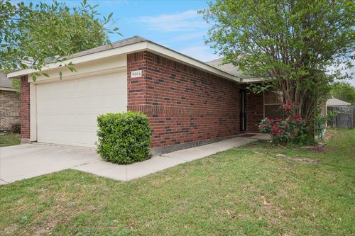 9004 Quarry Ridge Trl, Fort Worth, TX, 76244-5198 | Card Image