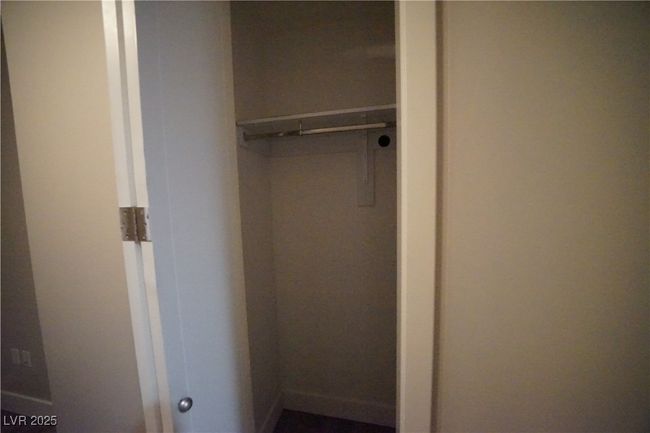UNIT-804 - 4525 Dean Martin Dr, Condo with 2 bedrooms, 2 bathrooms and null parking in Las Vegas NV | Image 8