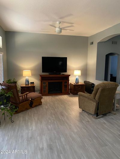 Family room | Image 2