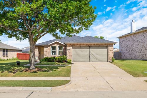 2633 Harbor Lights Dr, Little Elm, TX, 75068-6411 | Card Image